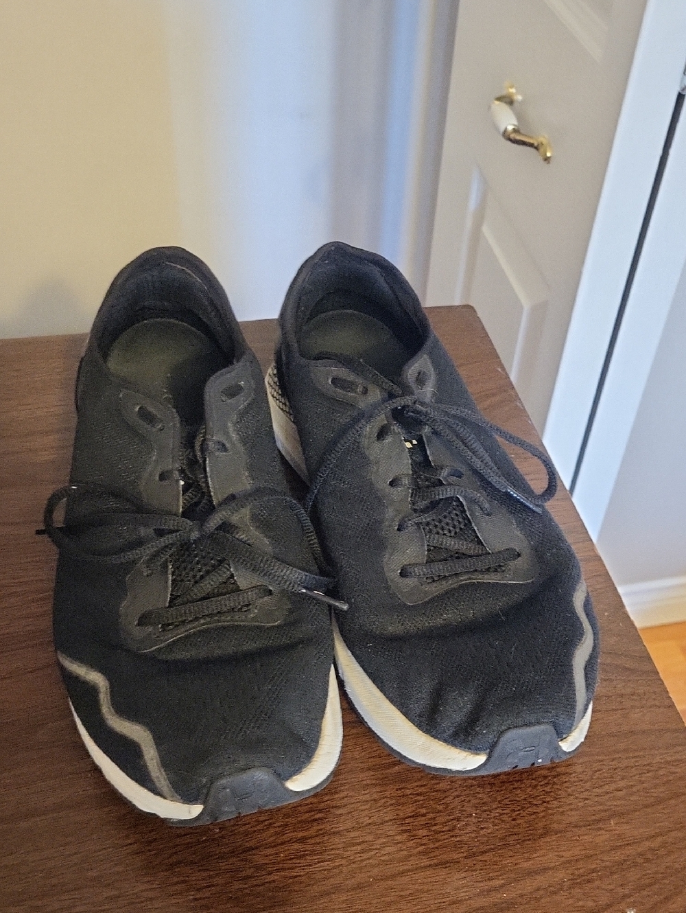 Men's Black Athletic Sneakers - Lightweight Comfort